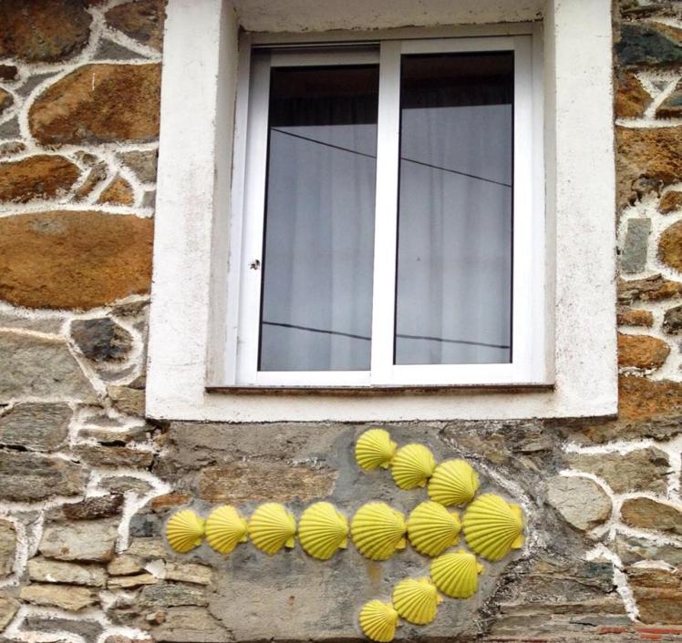 1000889_10152981885760122_1118286089_n