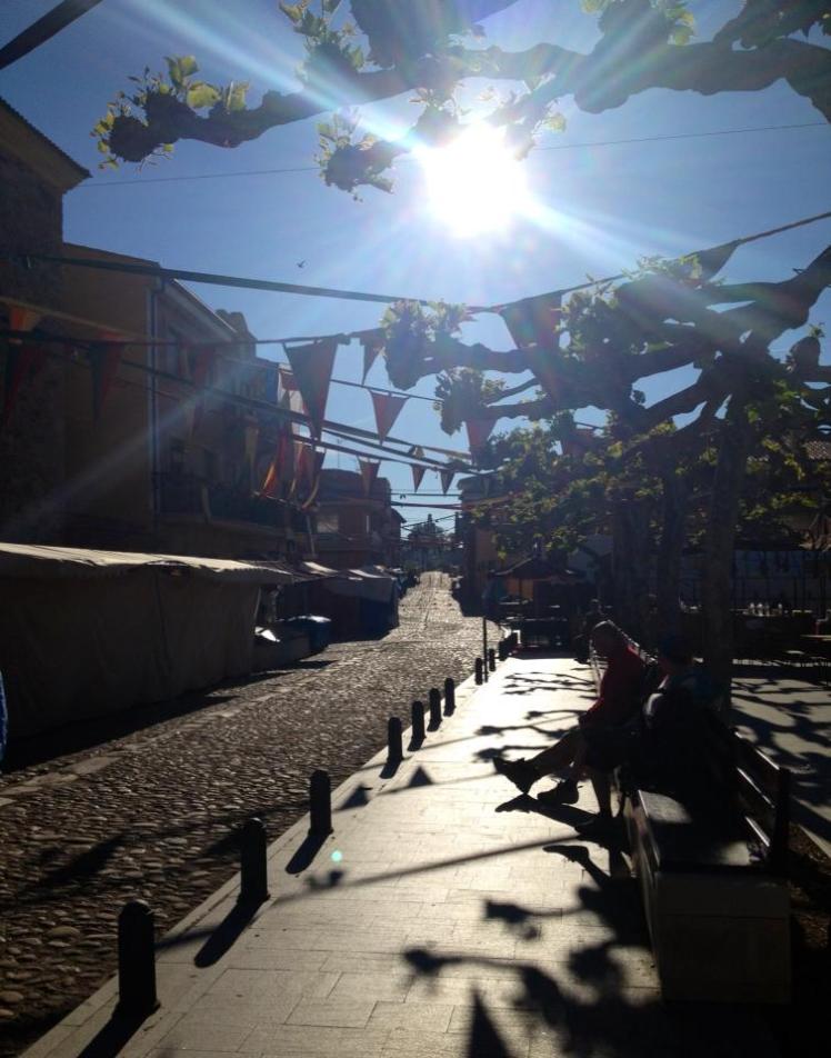 305690_10152952411550122_1777050132_n