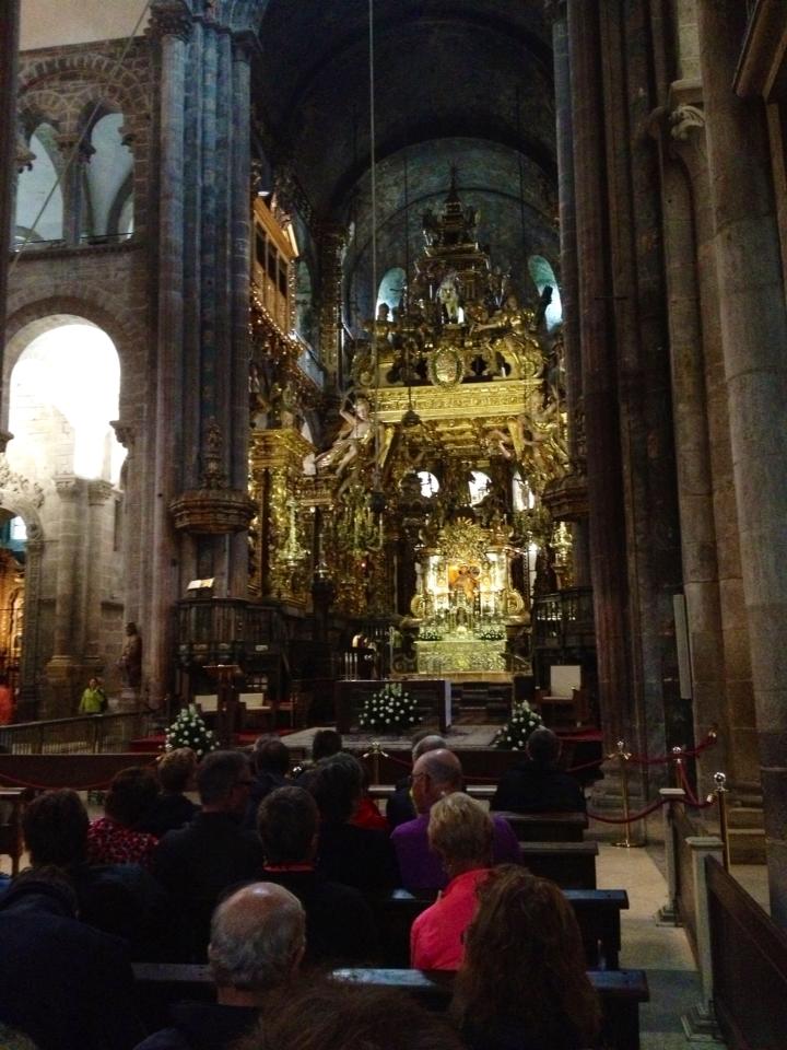 379588_10152989330645122_1182417915_n