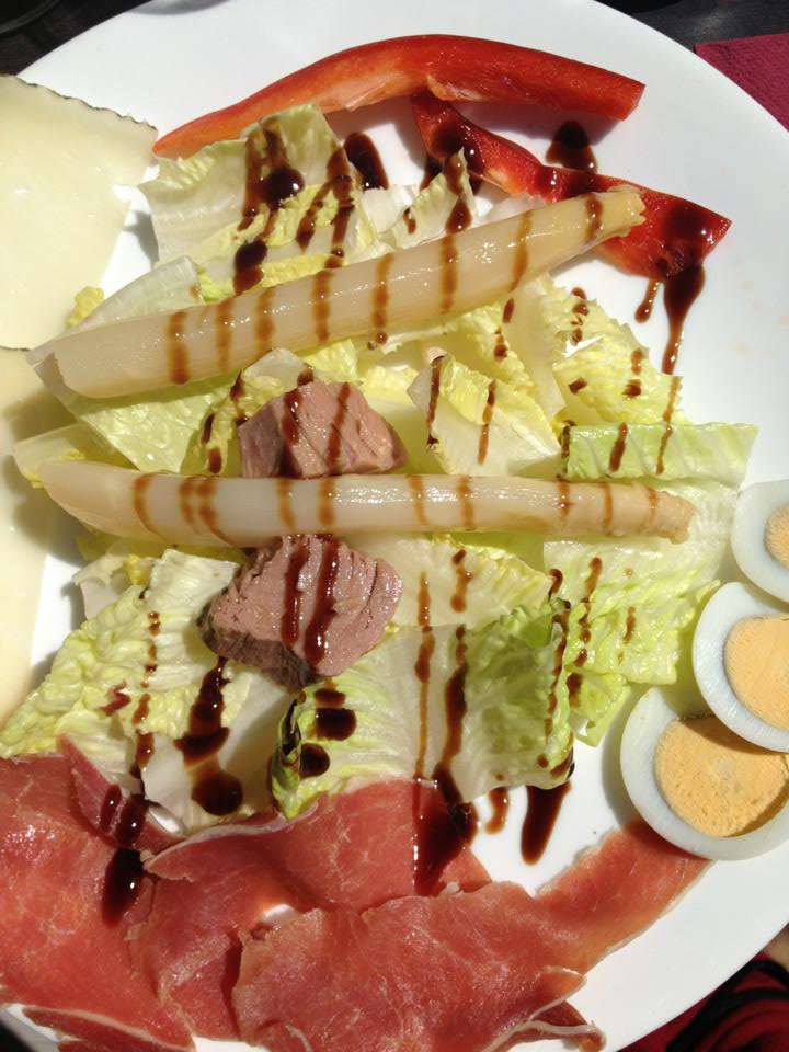 5942_10152959378845122_380440474_n