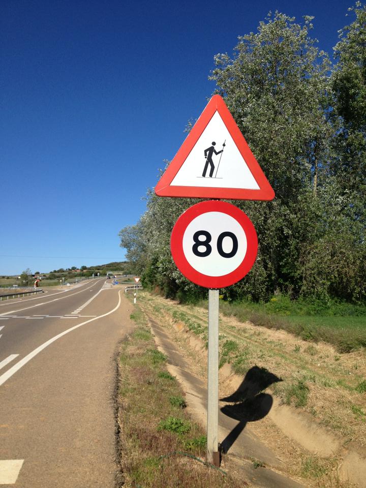 600728_10152952411010122_901075994_n