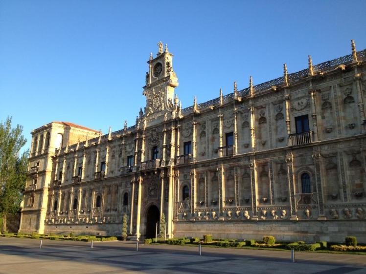 7855_10152948972625122_1469799896_n