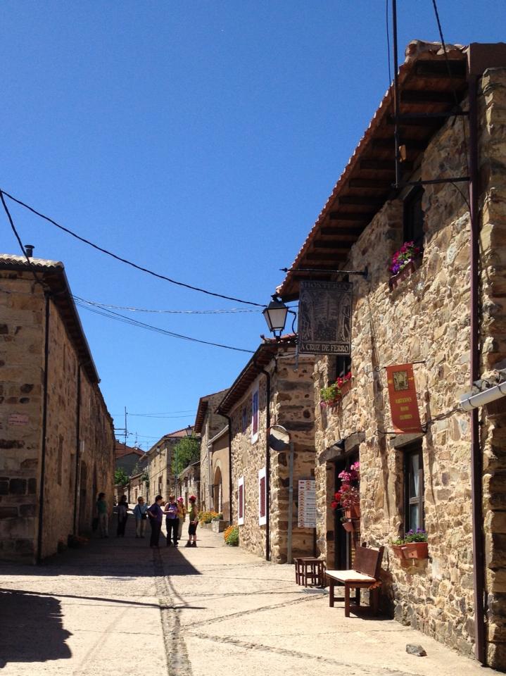 935887_10152955866615122_1762358015_n