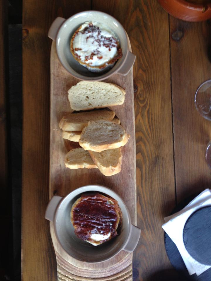 969517_10152962430590122_1117320010_n